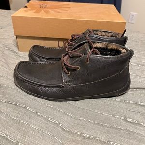 Men’s Ugg Lyle leather boots - 10